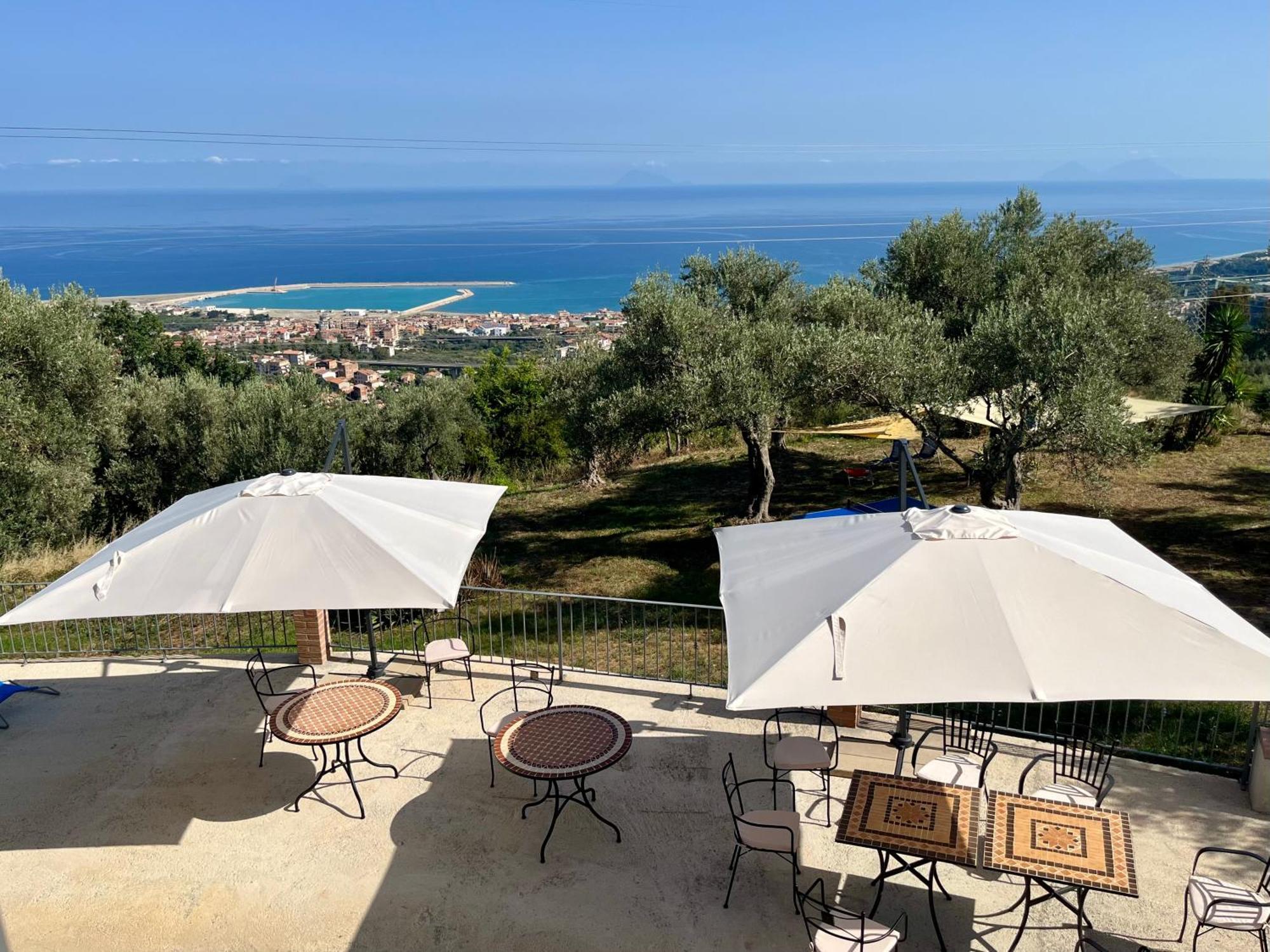 Agriturismo Serre SantʼAgata di Militello エクステリア 写真