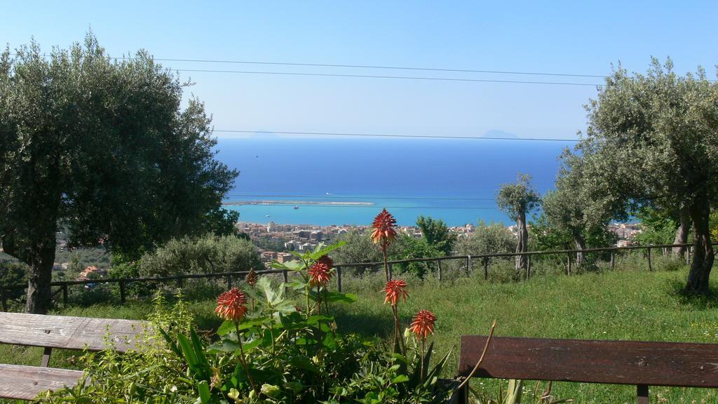 Agriturismo Serre SantʼAgata di Militello エクステリア 写真